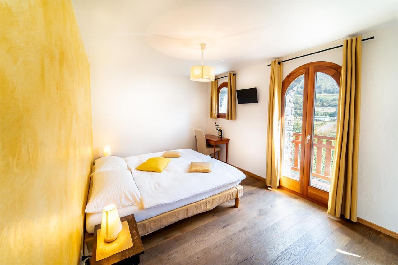 Bed and Breakfast Castel De Daval Sierre Esterno foto