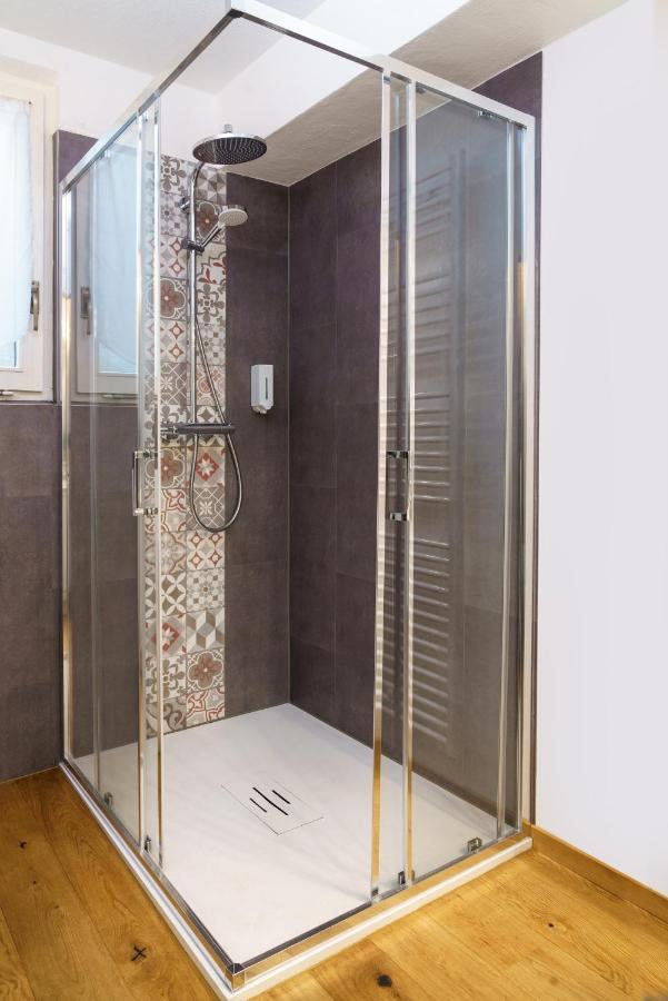 Bed and Breakfast Castel De Daval Sierre Esterno foto