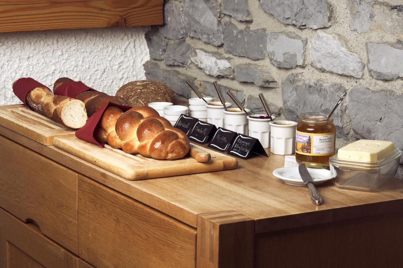 Bed and Breakfast Castel De Daval Sierre Esterno foto