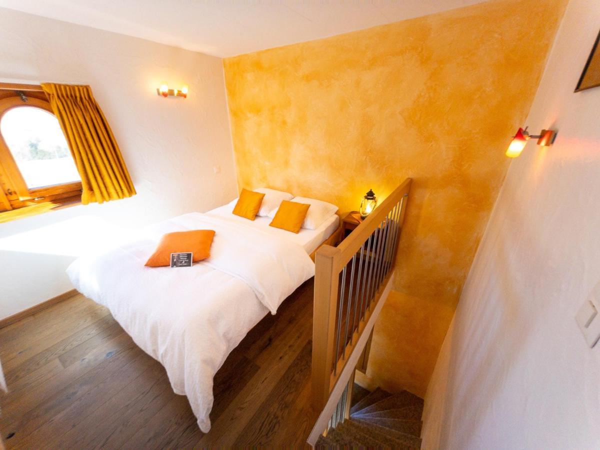 Bed and Breakfast Castel De Daval Sierre Esterno foto